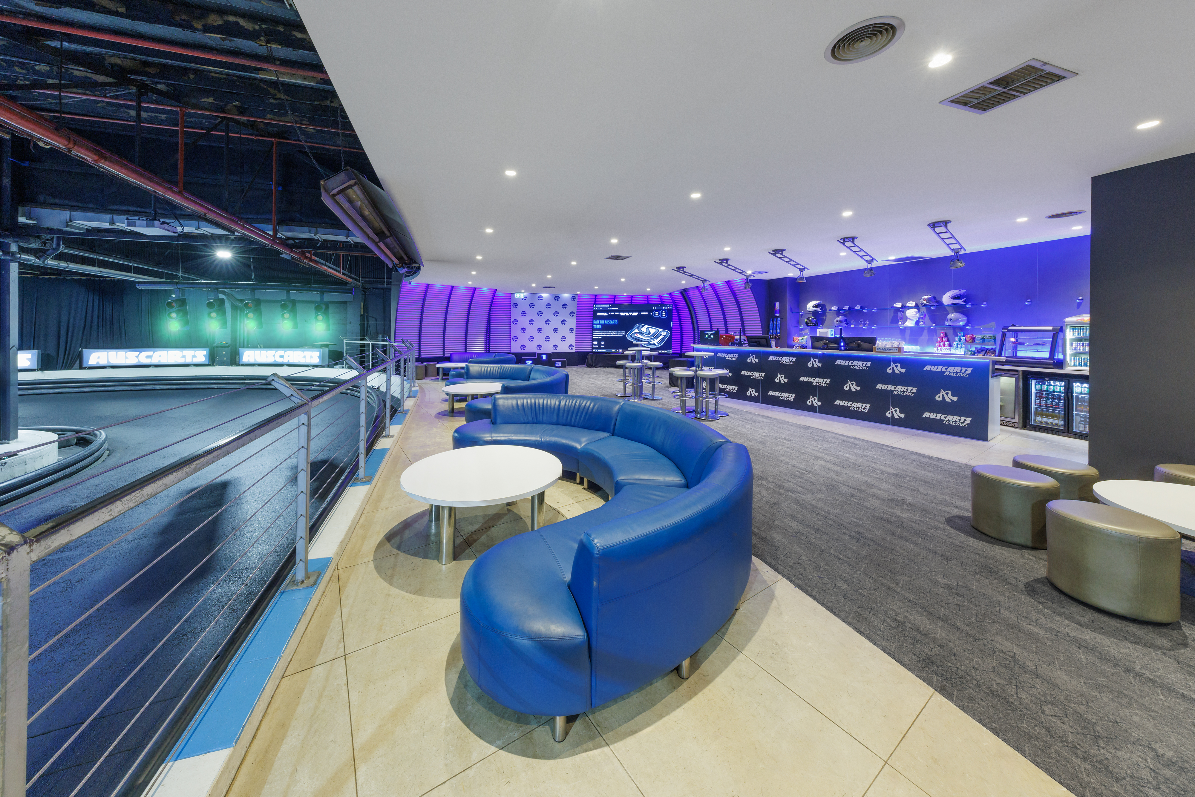 Auscarts Bar and Lounge